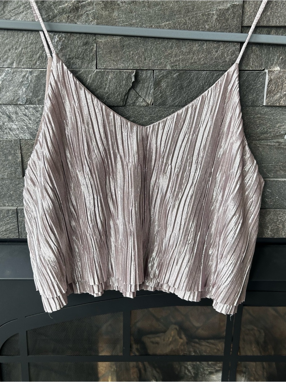 Sadie & Sage Metallic Shimmer Plisse Cropped Cami